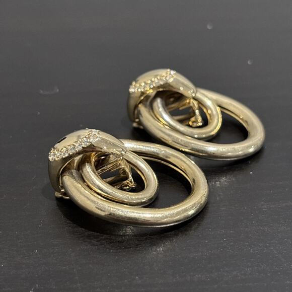 Vintage JOAN COLLINS Door Knockers Rhinestones Gold Tone Hoop Clip On Earrings - Picture 3 of 8